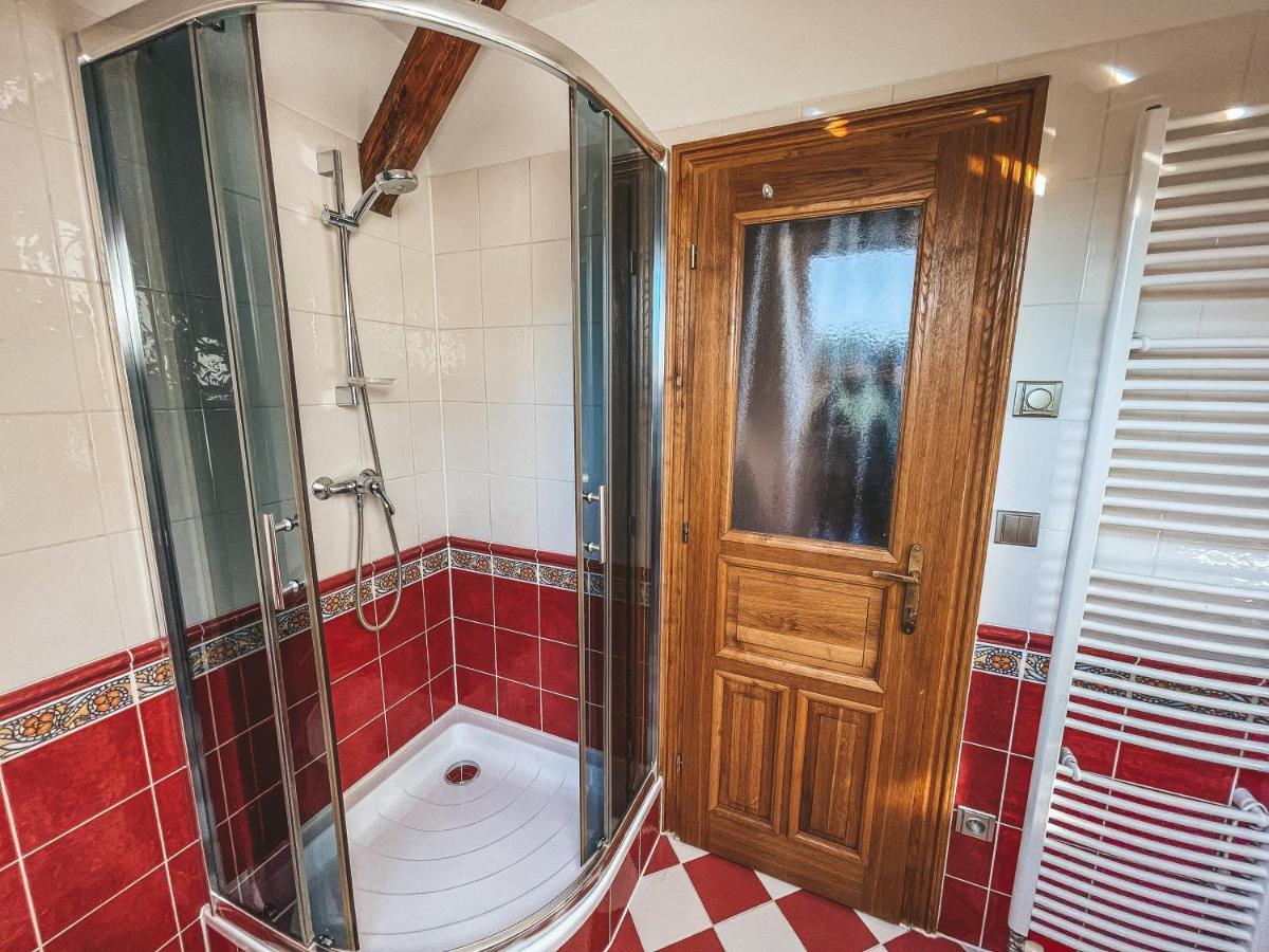 Villa Emausy Luhačovice Exteriör bild