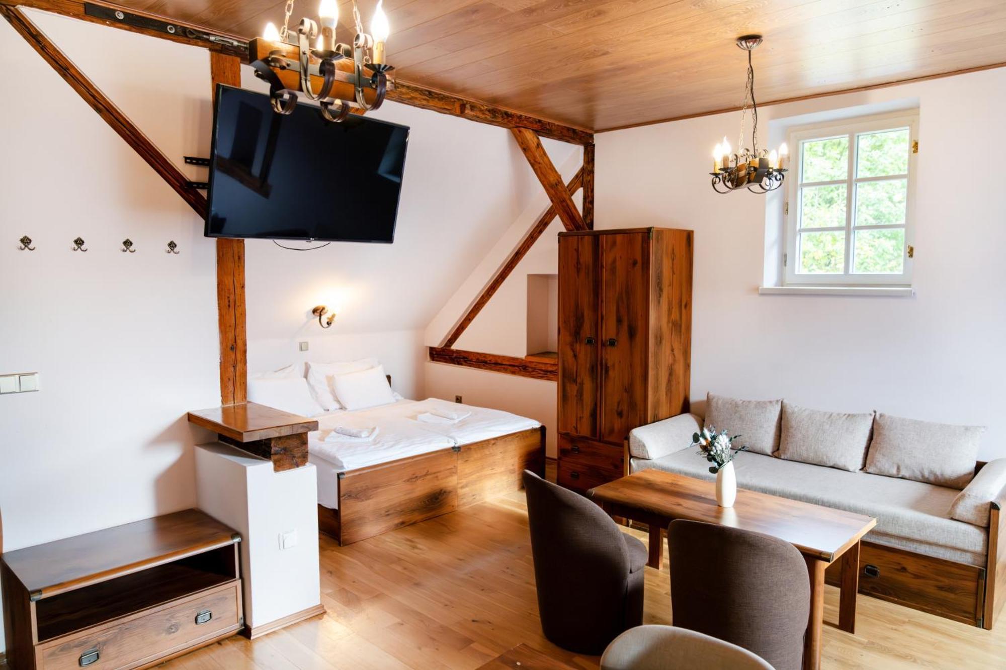 Villa Emausy Luhačovice Exteriör bild